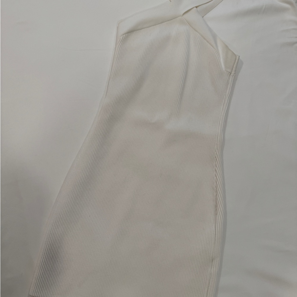Aritzia/Babaton Sculpt Knit Criss-Cross Ribbed Halter Dress - Size Medium - Picture 4 of 8